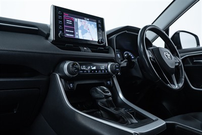 2020 Toyota Rav4 - Thumbnail