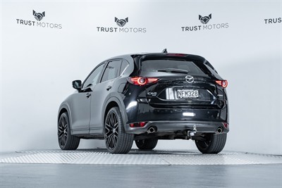 2021 Mazda CX-5 - Thumbnail
