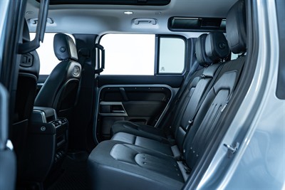 2020 Land Rover Defender - Thumbnail