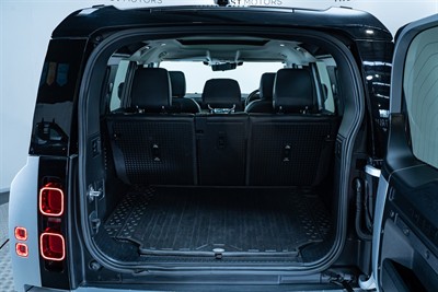 2020 Land Rover Defender - Thumbnail