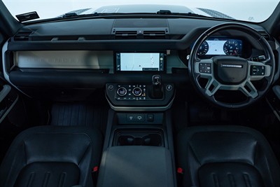 2020 Land Rover Defender - Thumbnail