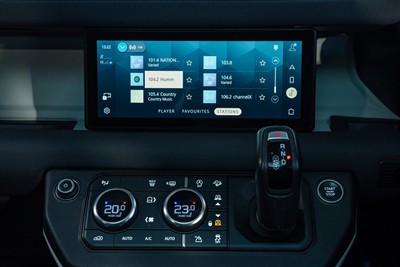 2020 Land Rover Defender - Thumbnail