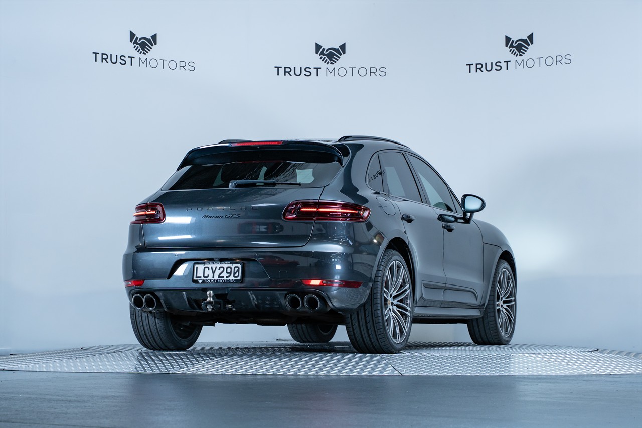 2018 Porsche Macan