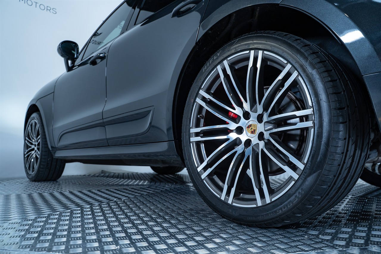 2018 Porsche Macan