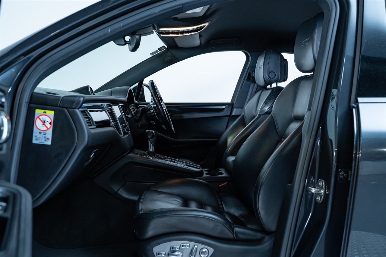 2018 Porsche Macan