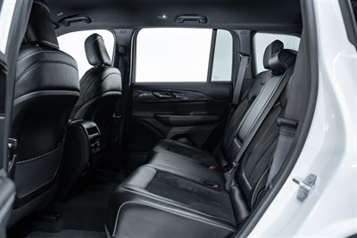 2023 Jeep Grand Cherokee - Thumbnail