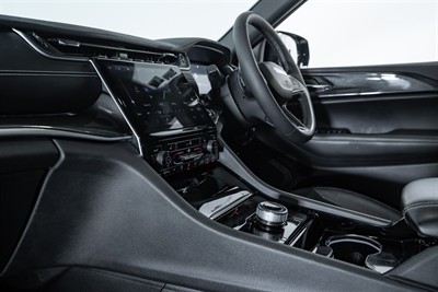 2023 Jeep Grand Cherokee - Thumbnail