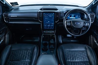 2022 Ford Everest - Thumbnail