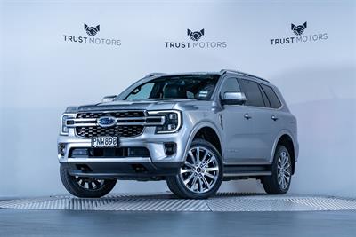 2022 Ford Everest - Thumbnail