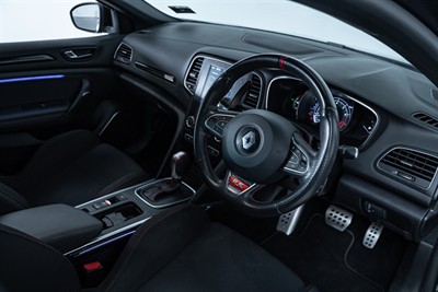 2019 Renault Megane - Thumbnail