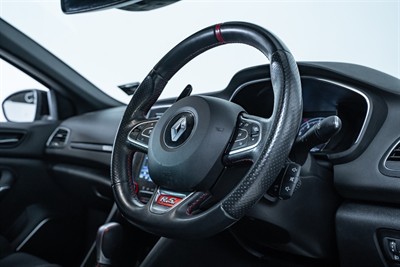 2019 Renault Megane - Thumbnail