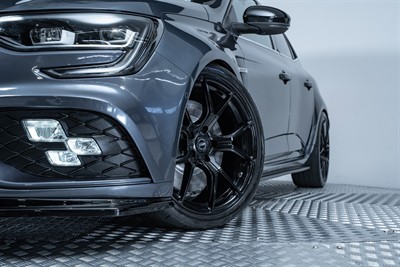 2019 Renault Megane - Thumbnail