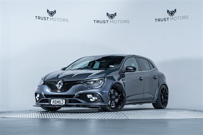 2019 Renault Megane - Thumbnail