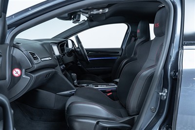2019 Renault Megane - Thumbnail