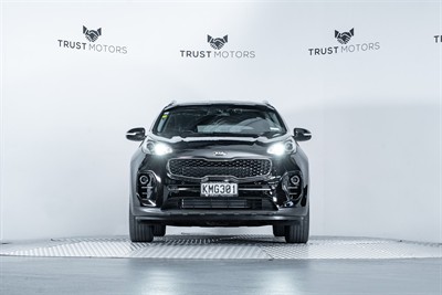 2017 Kia Sportage - Thumbnail