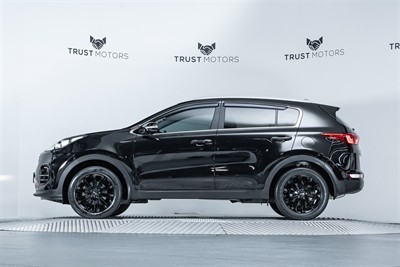 2017 Kia Sportage - Thumbnail