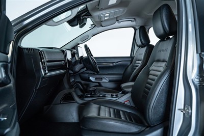 2022 Ford Everest - Thumbnail