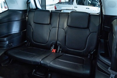 2022 Ford Everest - Thumbnail