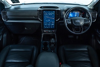 2022 Ford Everest - Thumbnail