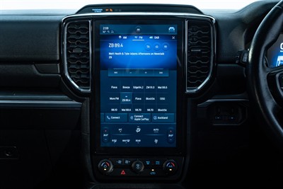 2022 Ford Everest - Thumbnail