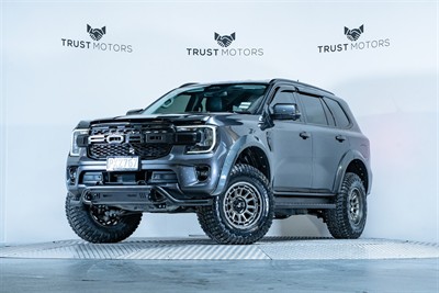 2022 Ford Everest - Thumbnail