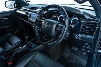 2020 Toyota Hilux - Thumbnail