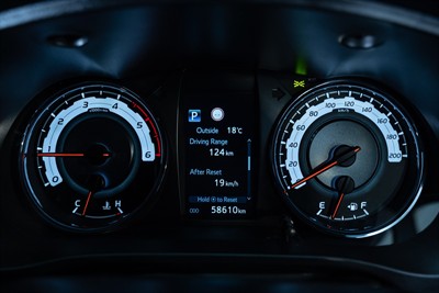 2020 Toyota Hilux - Thumbnail