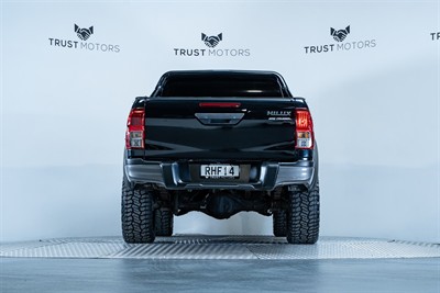 2020 Toyota Hilux - Thumbnail