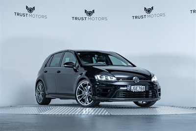 2015 Volkswagen Golf - Thumbnail