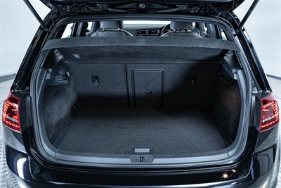 2015 Volkswagen Golf - Thumbnail