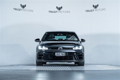 2015 Volkswagen Golf - Thumbnail