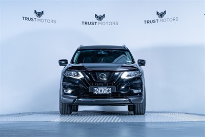 2019 Nissan X-Trail - Thumbnail