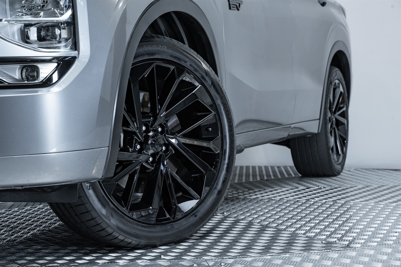 2023 Mitsubishi Outlander