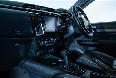 2021 Toyota Hilux - Thumbnail