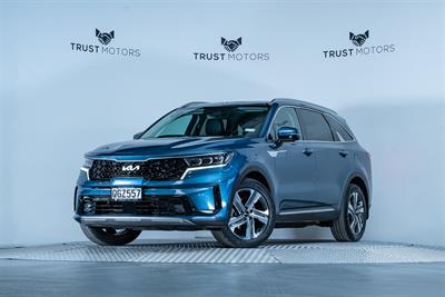 2023 Kia Sorento - Thumbnail