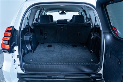 2018 Toyota Landcruiser Prado - Thumbnail