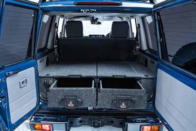 2023 Toyota Landcruiser - Thumbnail
