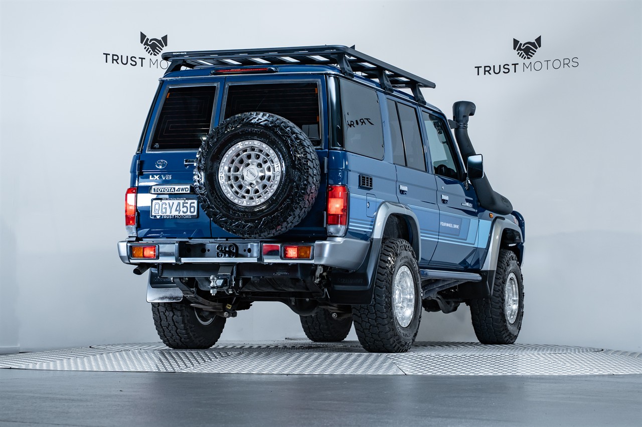 2023 Toyota Landcruiser