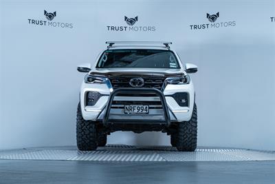 2021 Toyota Fortuner - Thumbnail