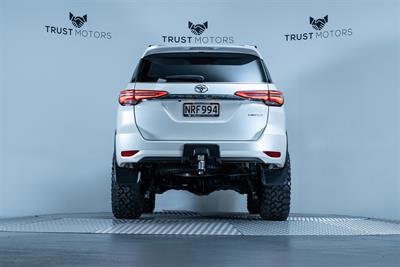 2021 Toyota Fortuner - Thumbnail