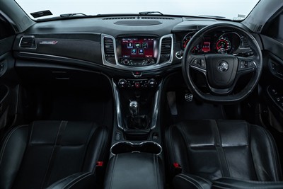 2016 Holden Commodore - Thumbnail