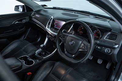 2016 Holden Commodore - Thumbnail