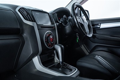 2019 Isuzu D-Max - Thumbnail