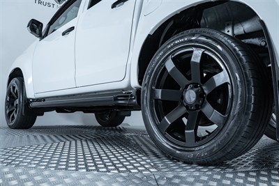2019 Isuzu D-Max - Thumbnail
