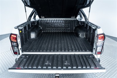 2019 Isuzu D-Max - Thumbnail