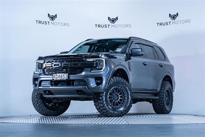 2022 Ford Everest - Thumbnail