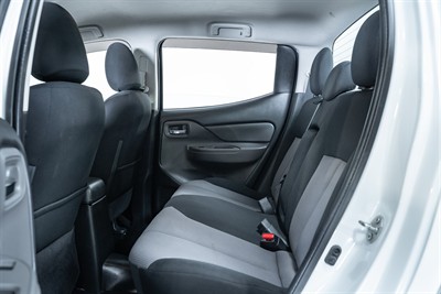 2018 Mitsubishi Triton - Thumbnail