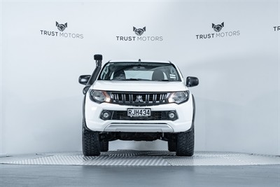 2018 Mitsubishi Triton - Thumbnail