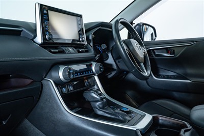 2021 Toyota Rav4 - Thumbnail