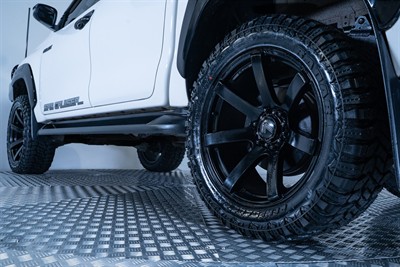 2019 Toyota Hilux - Thumbnail